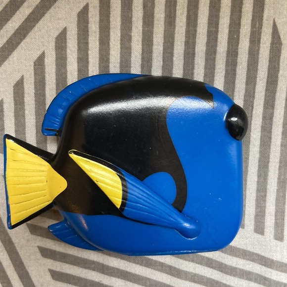 Dory Funko Pop from Finding Nemo - Picture 2 of 5